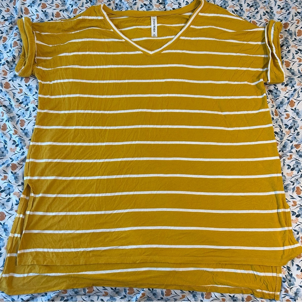 Soft basic Tee